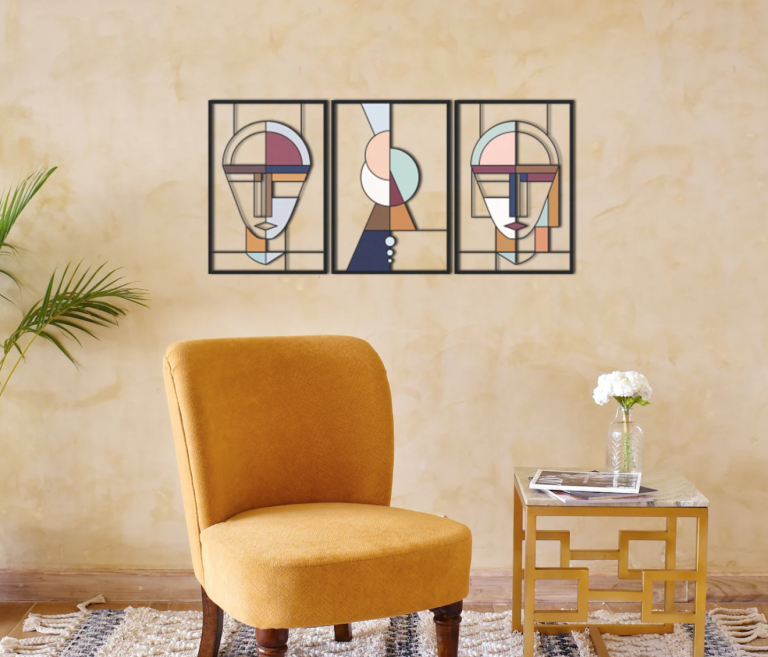 un art mural de visage abstrait en couleurs