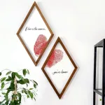 Décoration Murale Romantique : Art Géométrique en Bois