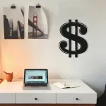 Décoration murale "Logo Dollar" en bois – Élégance et simplicité.