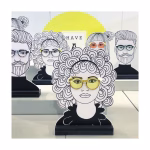 Présentoir lunettes original pour opticien au Maroc
